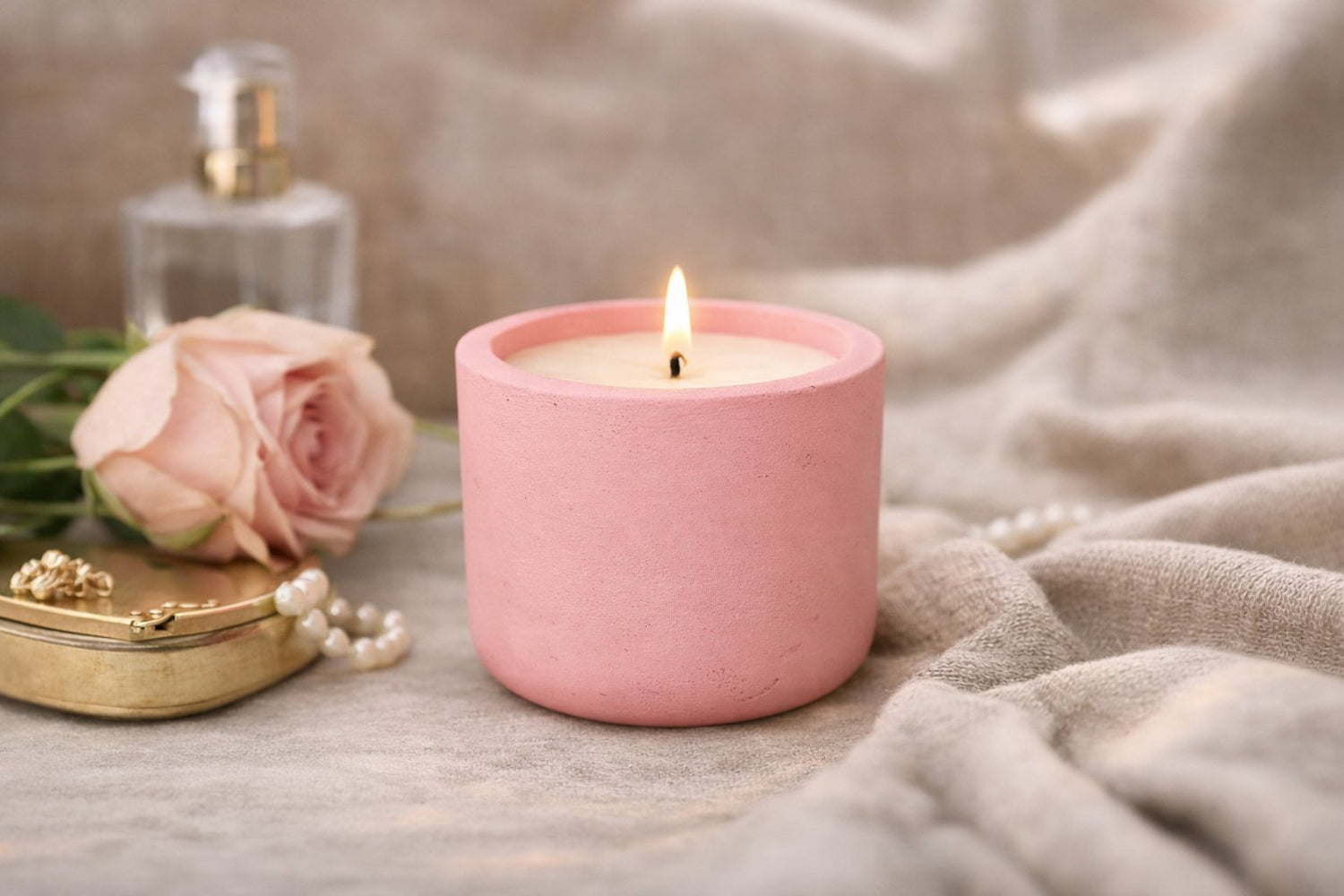 Limewick Rose Milk and Cashmere coconut wax melt in soft rose and vanilla scent, 60g clamshell